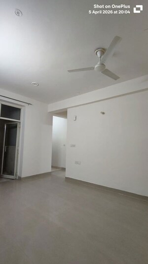 Room in 2 BHK Apartment at Shree Vardhman Mantra, Sector 67 – for Rent