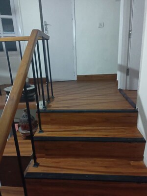 Staircase in 4 BHK Apartment at Doordarshan Apartment, Sector 45 – for Rent