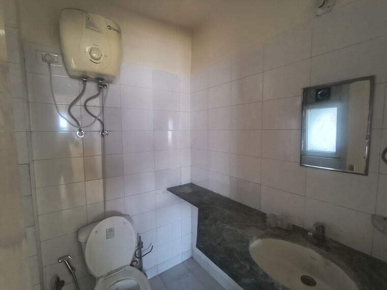 Bathroom, bptp-princess-park 2 Bedroom 1500 Sq.Ft. Apartment In Sector 86 Faridabad 10314359