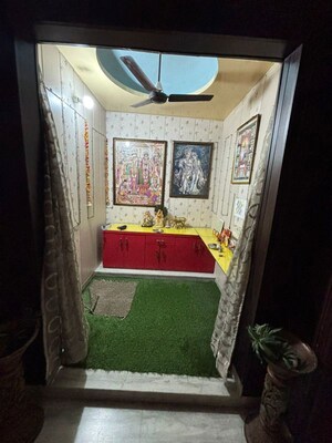 Bedroom in 5 BHK Builder Floor at Sainik Colony – for Sale