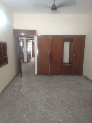 4 BHK Independent House For Rent in Sector 34
