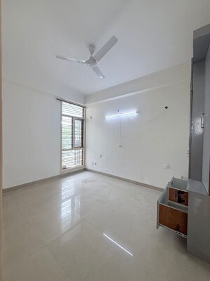 Kitchen in 3.5 BHK Builder Floor at Sushant Lok 3, Sector 57 – for Rent