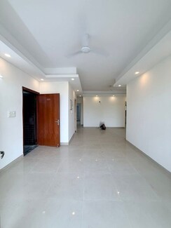 3.5 BHK + Pooja Room,Study Room Builder Floor For Rent in Sushant Lok 3
