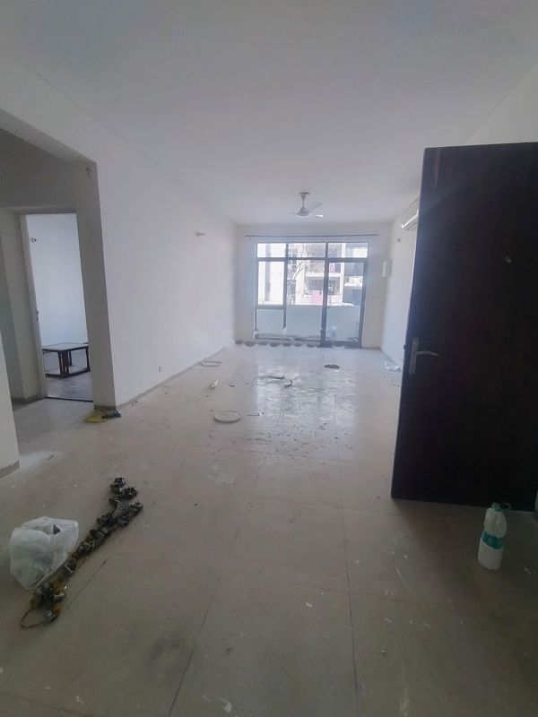 3 BHK 2000 Sq.Ft. Apartment in Vatika Lifestyle Homes