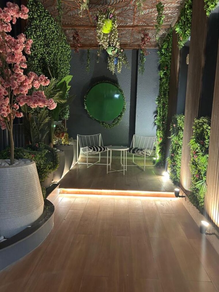 Balcony, krisumi-waterfall-residences 3 Bedroom 1967 Sq.Ft. Apartment In Sector 36a Gurgaon 10314412