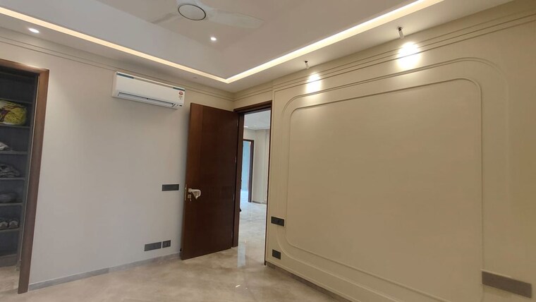 Room, green-wood-city 3 Bedroom 2480 Sq.Ft. Builder Floor In Sector 45 Gurgaon 10314433