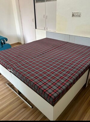 1 RK Builder Floor For Rent in ABCZ East Sapphire, Sector 45