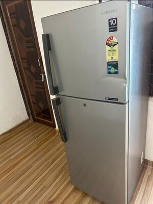 Furnished Amenities in 1 RK Builder Floor at ABCZ East Sapphire, Sector 45 – for Rent