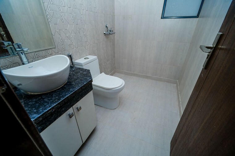 Bathroom, migsun-vilaasa 3 Bedroom 1075 Sq.Ft. Apartment In Eta Ii Greater Noida Greater Noida 10314429