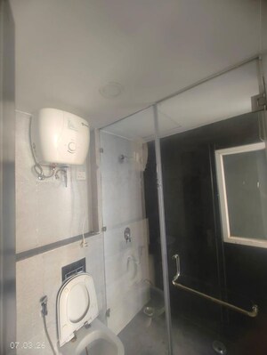 Bathroom in 3.5 BHK Apartment at Microtek Greenburg, Sector 86 – for Rent
