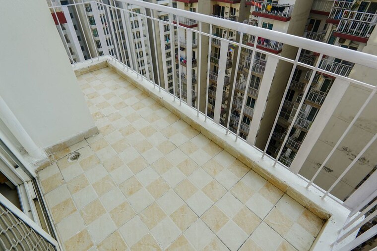 Balcony, migsun-vilaasa 3.5 Bedroom 1375 Sq.Ft. Apartment In Eta Ii Greater Noida Greater Noida 10314461