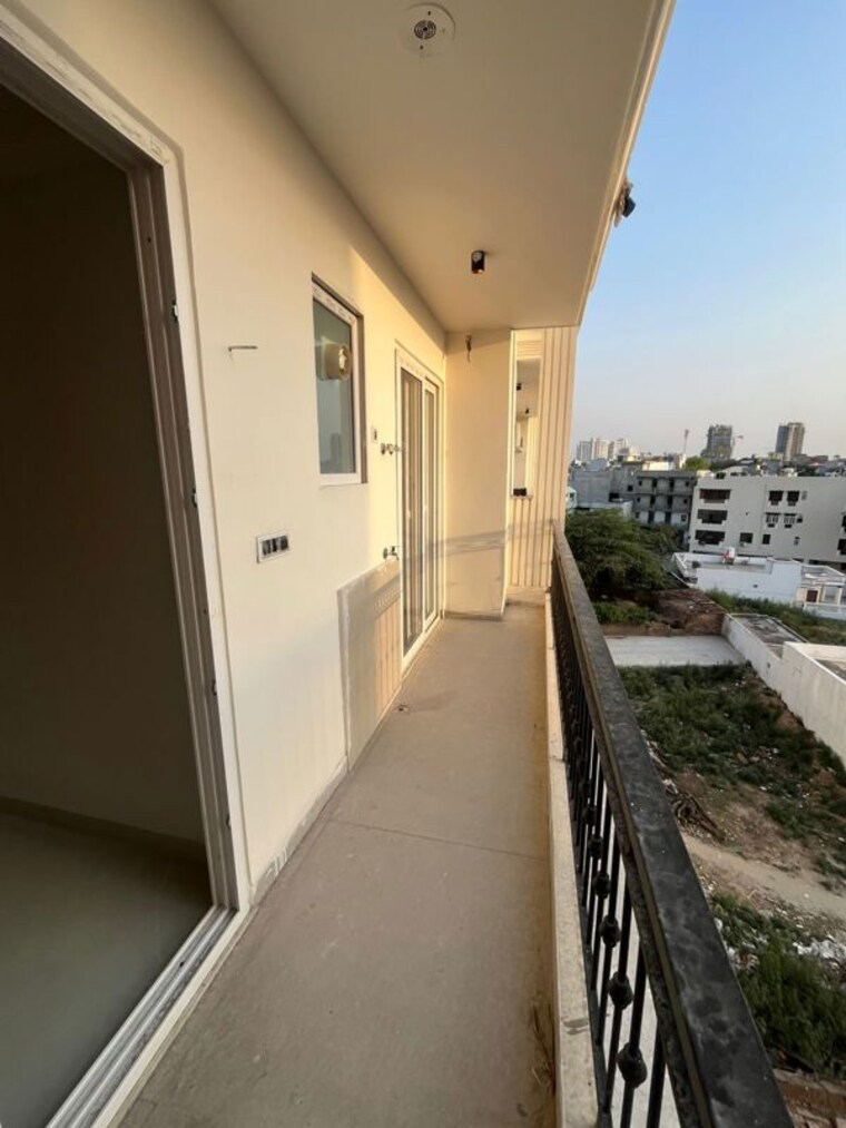 Balcony, mandi  1350 Sq.Ft. Apartment In Mandi Delhi 10314487