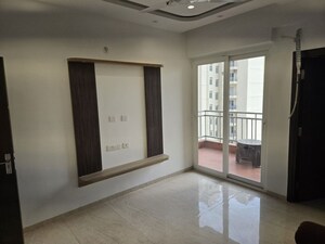 Room in 3 BHK Apartment at Uattardhona – for Rent
