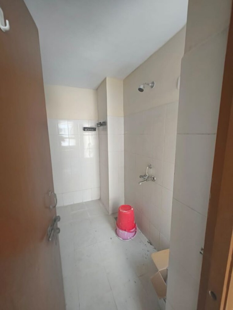 Bathroom, adani-aangan 1 Bedroom 430 Sq.Ft. Apartment In Sector 89a Gurgaon 10314535