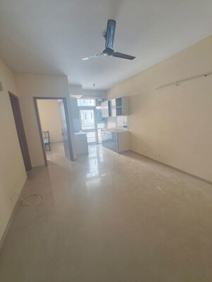 Room in 1 BHK Apartment at Adani Aangan, Sector 89a – for Rent