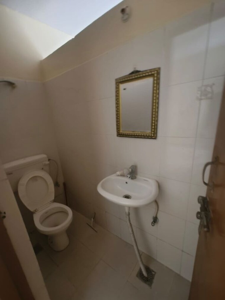 Bathroom, adani-aangan 1 Bedroom 430 Sq.Ft. Apartment In Sector 89a Gurgaon 10314535