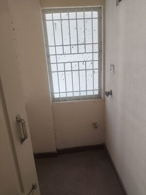 Bathroom in 1 RK Apartment at Krishna Residency Kadubeesanahalli, Kadubeesanahalli – for Rent