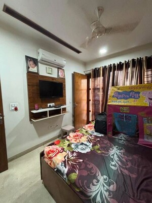 Bedroom in 3 BHK Builder Floor at Sector 80 – for Sale