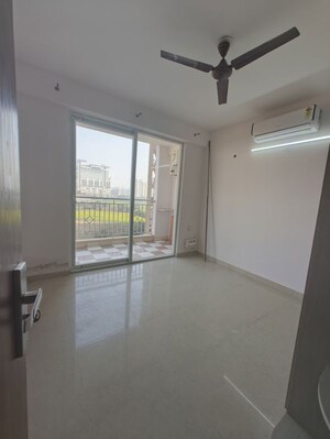 Room in 2 BHK Apartment at Shree Vardhman Green Court, Sector 90 – for Sale