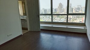 Room in 2 BHK Apartment at DB Woods, Goregaon East – for Rent