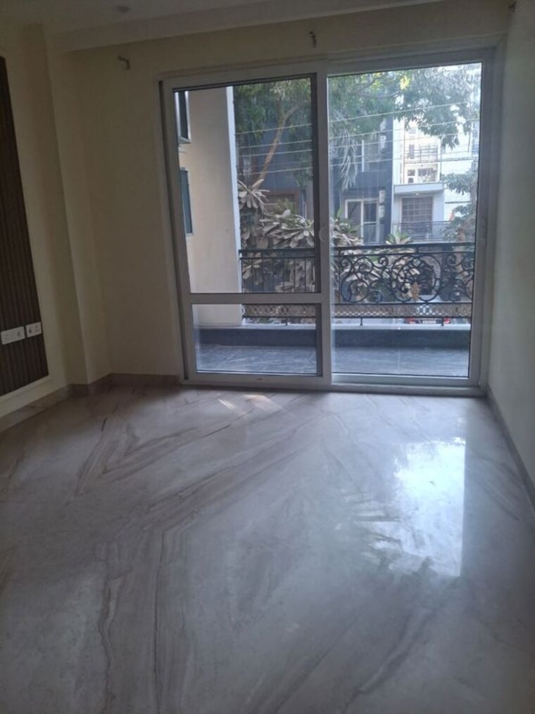 Room, sushant lok i 3 Bedroom 215 Sq.Yd. Builder Floor In Sushant Lok I Gurgaon 10314567