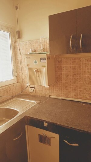 Bathroom in 2 BHK Independent House at Gomti Nagar – for Rent