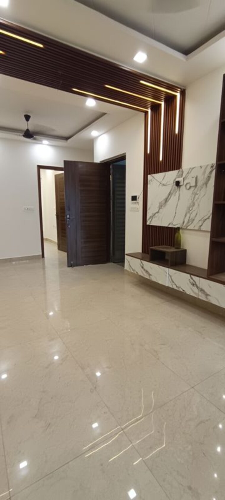 Room, puri-kohinoor 3 Bedroom 135 Sq.Yd. Builder Floor In Sector 89 Faridabad 10314598