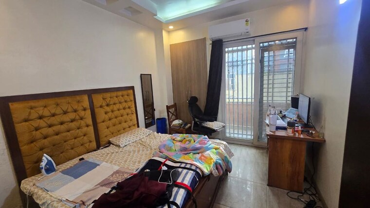 Bedroom, ardee-city 2 Bedroom 192 Sq.Yd. Builder Floor In Sector 52 Gurgaon 10314583
