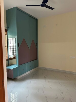 2 BHK Apartment For Rent in Kr Puram