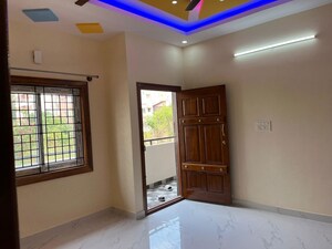 Room in 2 BHK Apartment at Kr Puram – for Rent