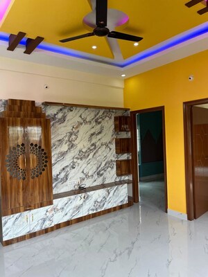 Room in 2 BHK Apartment at Kr Puram – for Rent