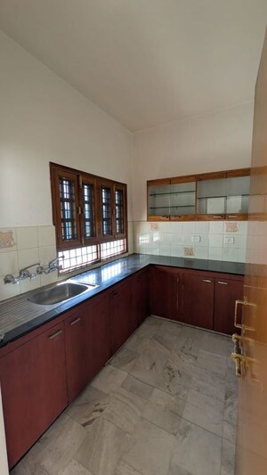 Kitchen in 2 BHK Independent House at Gomti Nagar – for Rent