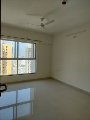 Room in 3 BHK Apartment at Pride Purple Park Titan, Hinjewadi – for Rent