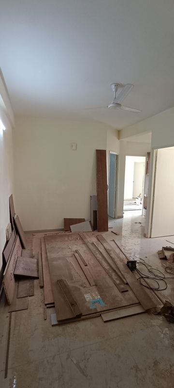 3 BHK 1000 Sq.Ft. Apartment in Pyramid Altia