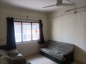 Bedroom in 2 BHK Apartment at Bhawani Park, Aundh – for Rent