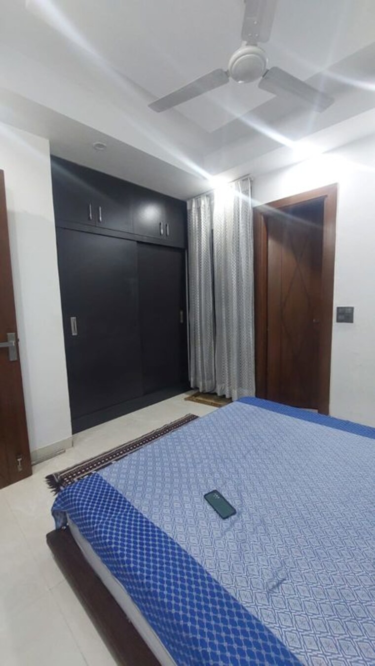 Bedroom, sainik colony 2 Bedroom 90 Sq.Yd. Builder Floor In Sainik Colony Faridabad 10314645