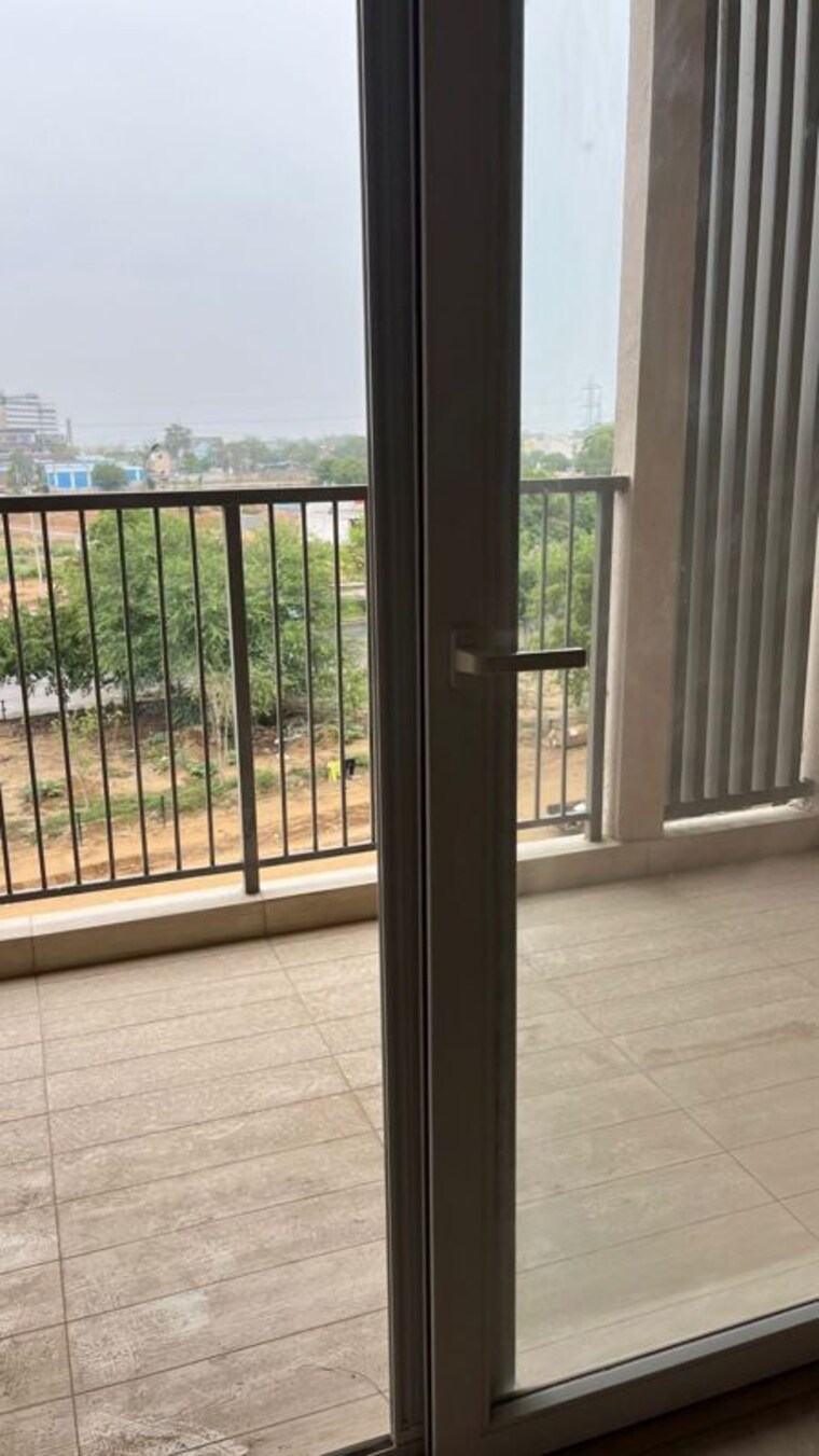 Balcony, godrej-air-sector-85 3.5 Bedroom 2129 Sq.Ft. Apartment In Sector 85 Gurgaon 10314659