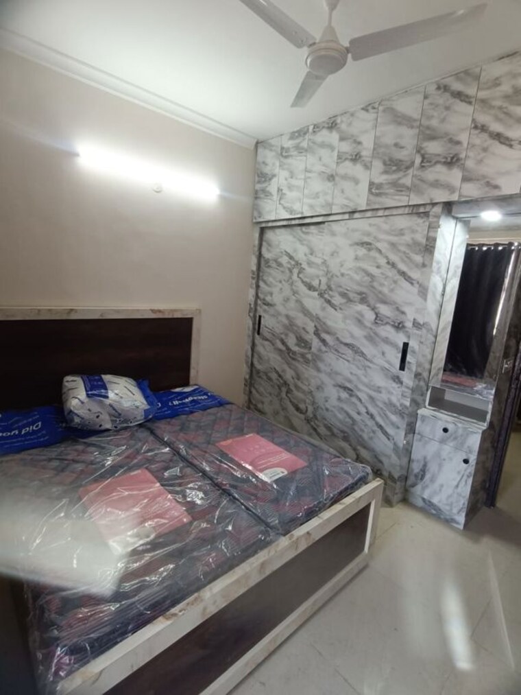 Bedroom, signature-global-city-63a 2 Bedroom 1000 Sq.Ft. Apartment In Sector 63a Gurgaon 10314671