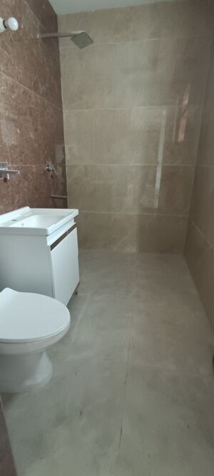 Bathroom in 3 BHK Builder Floor at BP Homes, Sector 85 – for Sale