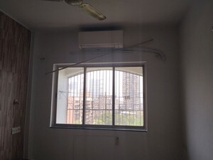 Bedroom in 1 BHK Apartment at Dosti Daffodil, Wadala East – for Rent