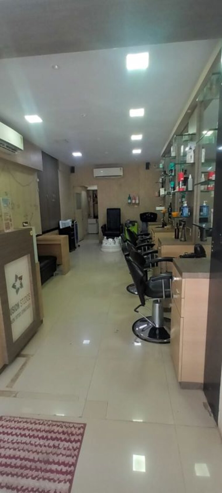 Team Area, jb nagar Commercial Shop 400 Sq.Ft. In Jb Nagar Mumbai 10314715