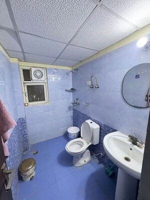 Bathroom in 2.5 BHK Apartment at Supertech Cape Town, Sector 74 – for Rent