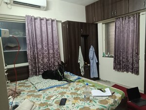 Bedroom in 1 BHK Apartment at Tingre Nagar – for Rent