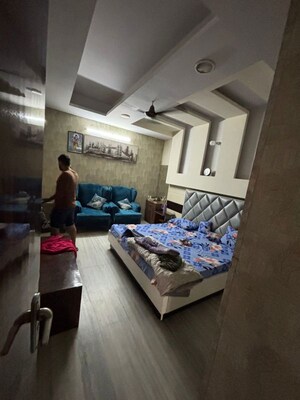 Bedroom in 3 BHK Builder Floor at Sainik Colony – for Rent
