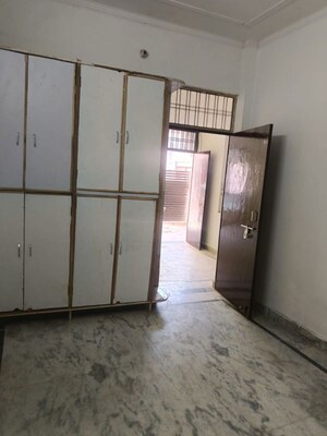 2 BHK Independent House For Rent in Kamta