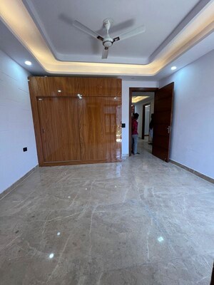Room in 3 BHK Builder Floor at Shanti Kunj – for Sale