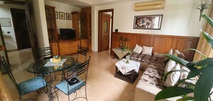 Living Room in 6+ BHK Independent House at DLF Atria, Dlf Phase ii – for Sale