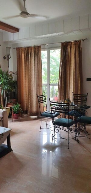 Gym in 6+ BHK Independent House at DLF Atria, Dlf Phase ii – for Sale