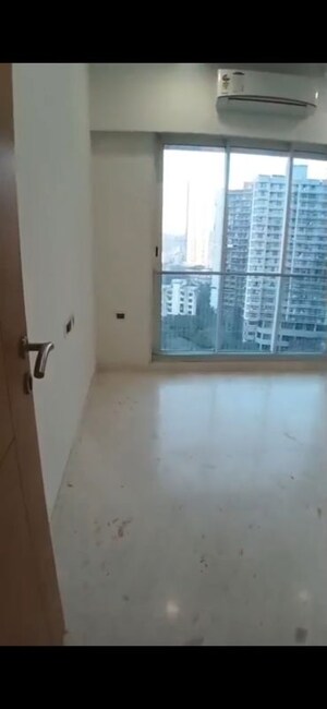 Bedroom in 2.5 BHK Apartment at Ekta Tripolis, Goregaon West – for Rent