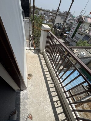 Balcony in  Showroom at Deenpur – for Rent